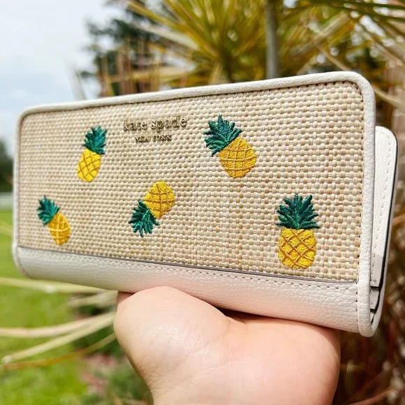 Kate Spade Darcy Pineapple Embroidered Large Slim Bifold Wallet - Picture 3 of 6